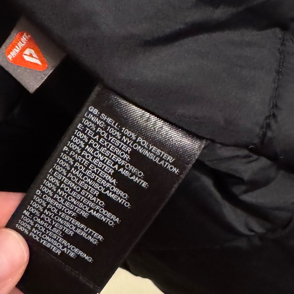 Th North Face Jacket in size small - Picture 4 of 4